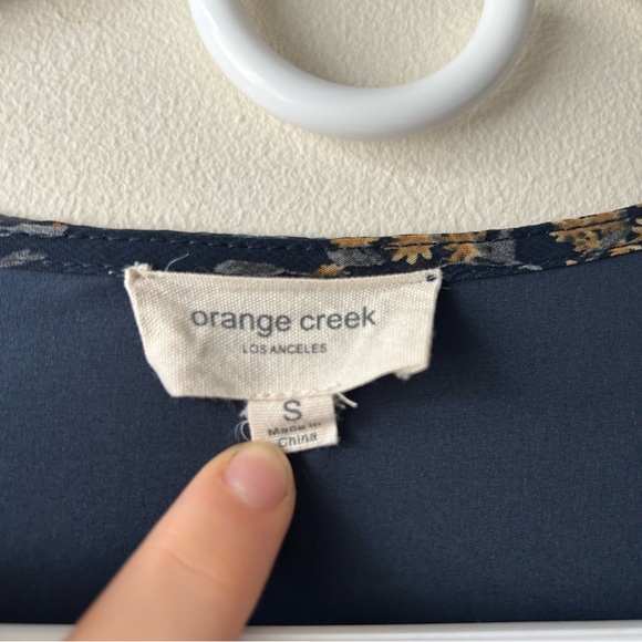 Neesees Dresses The Karlee Orange Creek Modest Maxi Chiffon Navy Floral Dress S - Picture 3 of 12